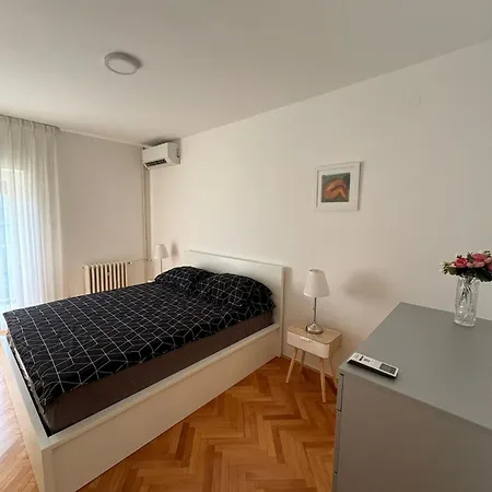 La Storia - House With Free Private Parking זאדאר