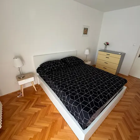 La Storia - House With Free Private Parking זאדאר