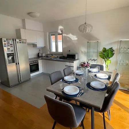 公寓 La Storia - House 扎达尔